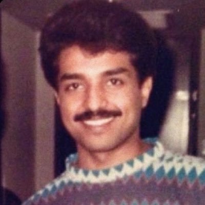 سبحان الله وبحمده سبحان الله العظيم / اللهم فرج همي وغمي واقض ديني واغفرلي ولوالدي وللمسلمين