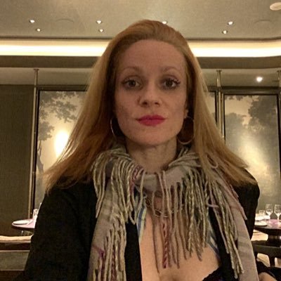 ariellelondonma's profile picture. Rapper/Singer 🎤🎵 - Dancer 🩰👠 - Author 📚 - Painter 🖼 - Evolver of Law ⚖️ #CCF #childrensrights - Healer 💗 - Penny's Mom 🐾 - @