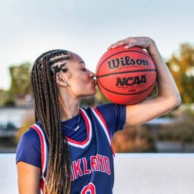 Elaura Cox Profile