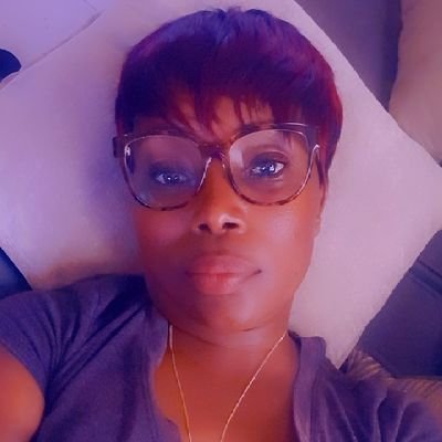 StrewBerryCakes's profile picture. 