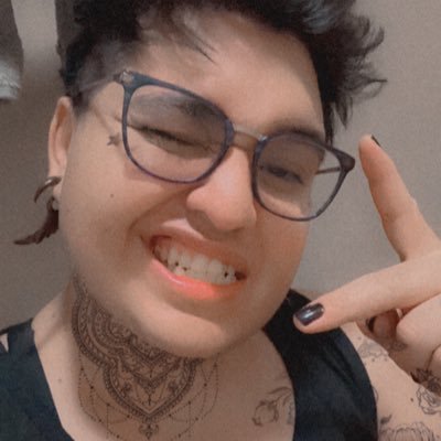 _ItsAzzy's profile picture. 🎮Apex Streamer 🎮 Ttv: Its_Azzy_