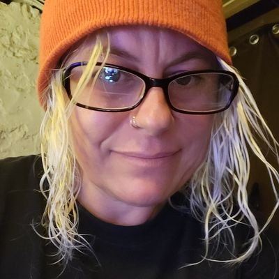 antixjenn Profile Picture