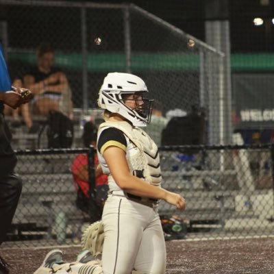 Dallas Center-Grimes| 2024 | C, UTL| Hutch Commit