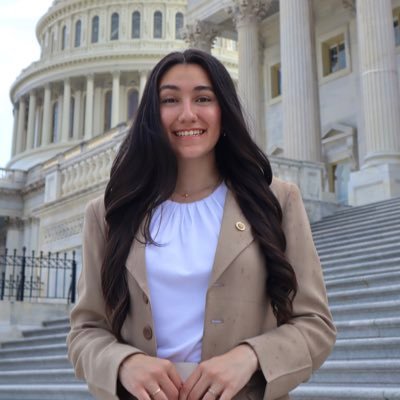 91st National President @collegedems & International Violinist elevating the youth in our fight for democracy 🩵 Our time is now.