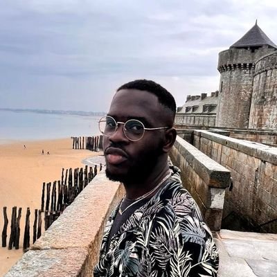 MBA @ChicagoBooth
MSc IB @EMLVparis
BSc ChG @UnilagNigeria
Innovation Strategy & Execution
Centennial | INFJ | Life-long learner 🇳🇬🌎