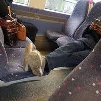 Feet on Seats(@ExstinkyR) 's Twitter Profile Photo