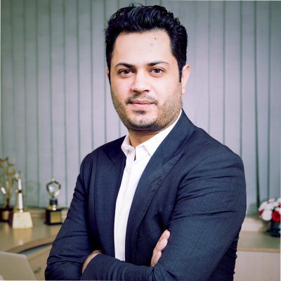 Chief Operating Officer at @Pharma_Mankind Creative, resourceful, contrarian, humble, leadership traits and a Proud Indian