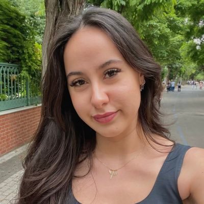 seliingunay's profile picture. 