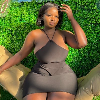 God above all❤️. No Facebook account ❌. 🇺🇬Dark-skinned &plussize🇺🇬. Software Engineer 🦋⚠️MOST of my tweets are jokes⚠️ https://t.co/lSVbNmxHhQ