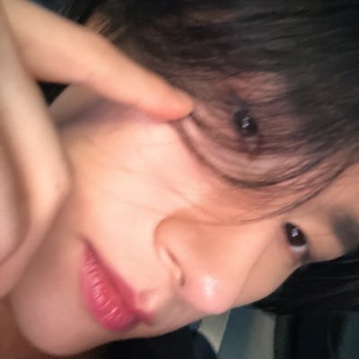 imrosie_zzu's profile picture. 𝑌𝑜𝑢'𝑟𝑒 𝑡ℎ𝑒 𝑜𝑛𝑒 𝑤ℎ𝑜 𝑚𝑎𝑘𝑒 𝑚𝑒 𝑠ℎ𝑖𝑛𝑒✧･ﾟ: *✧･ﾟ:* / 빠르게 돌아올게요 🥺🩵