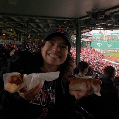 emilywritesstuf's profile picture. She/Her, ASU, Bostonian, Goodreads enthusiast, and lover of the Oxford comma | Also seen tweetin' over on @emrosette