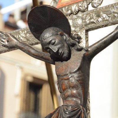 Aquest és el compte oficial dels Priors del Sant Crist d'Igualada, de la Parròquia de Santa Maria, que vetllen pel culte i devoció a l'Espòs de Sang.