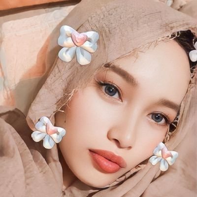 angnimaidaa's profile picture. RANDOM THOUGHTS  •Community Development