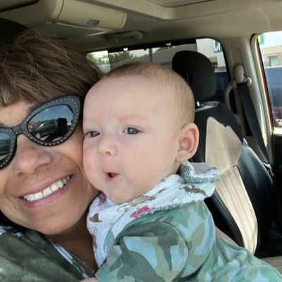 emyleigh's profile picture. 