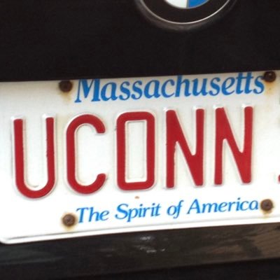 UConn fan! 🏆🏆🏆🏆 🏆🏆 6x National Champions in 25 years. Lover of all things sparkly! travel and sporting events.