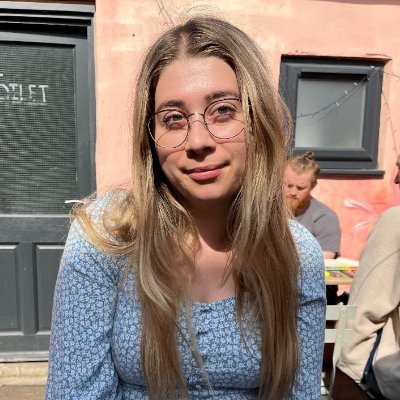 she/her ~ 25 ~ Provisional PhD student @LCSLeeds ~ research interests: zines, Indigenous languages & feminisms, decolonizing academia ~ abortion = health care ~