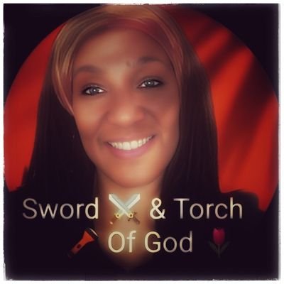 Woman of God⚔️🔦
My purpose: 2fear, honor & glorify God. Share the gospel & 2edify others. No DM's 🚫🚫 Proud mother of 2 Police Officers 
#BackTheBlue 🚔🚔