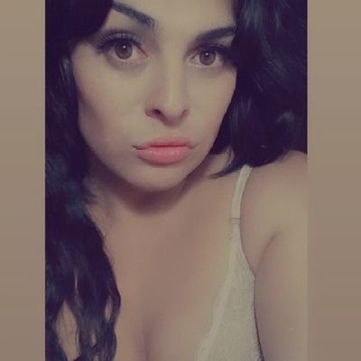 Hola soy Ro,orgullosamente trans
este twitter esta destinado a cafecito y contenido fuerte 😑🔥❤mi IG : roflorecitaoki❤🔥