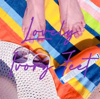 Hi there! My name is Lola and I'm a writer, a painter, and a foot enthusiast. In addition to writing and painting, I love dancing, swimming, and playing games.