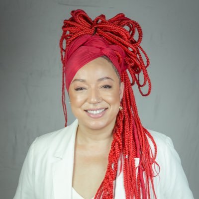 🚩Deputada Federal pelo RS
🏥Sanitarista
📚Educadora Social
✊🏽Combativa e sempre na luta pelo povo