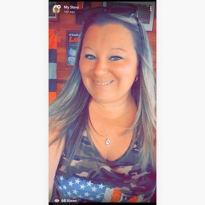 Kerrilew04's profile picture. Me