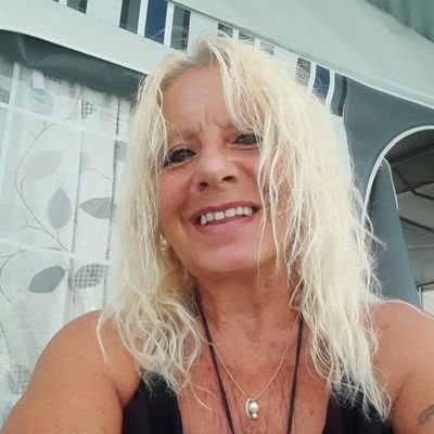 Di saper tutto fo finta. Di saper nulla fo tutto