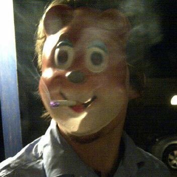 MoriarqueD's profile picture. Éleveur de lama en Patagonie où chevaucheur d’ours au Yellowstone est mon rêve