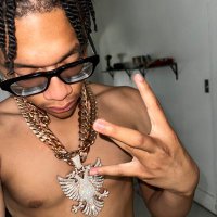 saint (@shhhsaint) 's Twitter Profile
