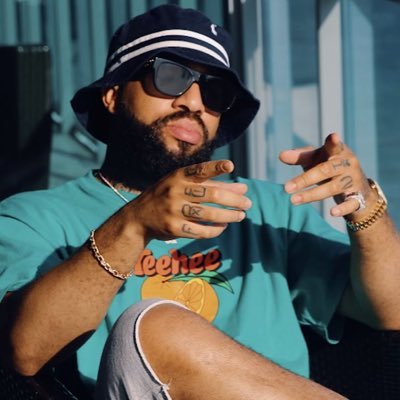 zobio7's profile picture. 