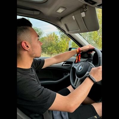 Ruben14F1's profile picture. Valladolid🇪🇸
BMW Driver