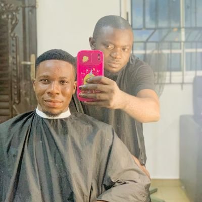 Male hair stylist || sports betting || No Minor/hatred. I tweet about my handwork/sports daily odds💯🔞🔞