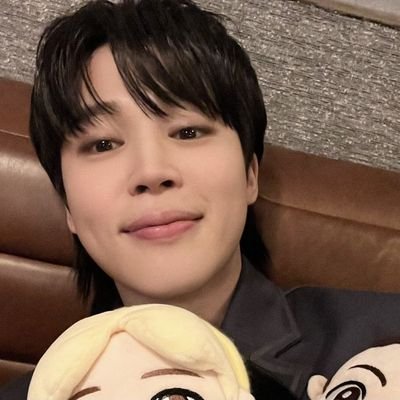 sidedeunalloron's profile picture. yo pero con candadito