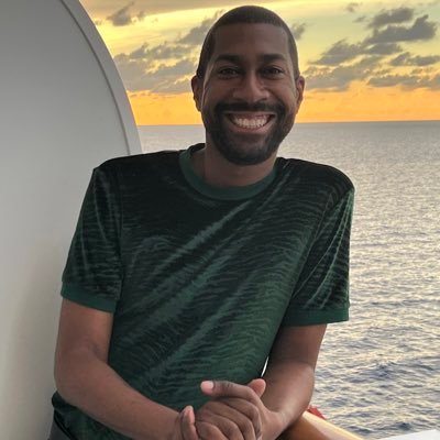 qlc8705's profile picture. Roller coasters, dinosaurs and food. That's all.