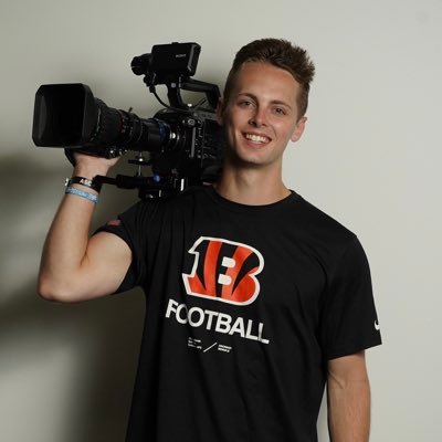 Cincinnati Bengals Production Assistant WHODEY