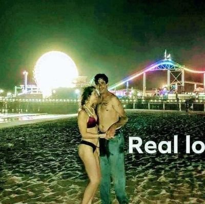 H0LLYW00DSTYLE's profile picture. World traveler, film making fashionista Husband and Wife team. love to travel, Indie film, and be in style.We live in Hollywood,CA when were not chasing sunsets