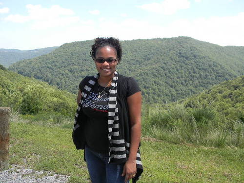 lumbeetiffany's profile picture. 