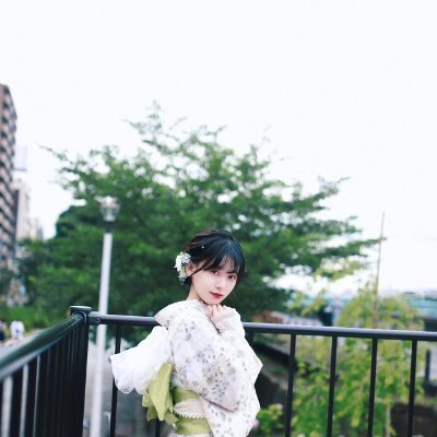 写真を撮るのが好きな女の子です!
そしてワンピースが大好きです✨