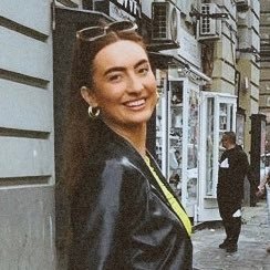 sj_thoms's profile picture. A Mackem in Manchester 📍• PR Lead @coopuk @coopukpress 💎 • Writer 📝 • “Shy bairns get nowt” ✨ • Views mine 💌 • (she/her) ♥