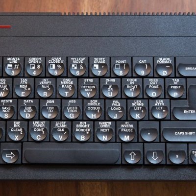 Portal sobre la evolución del mundo de la tecnología en la industria del entretenimiento. Centrado en el videojuego y plataformas retro (80,90,etc)