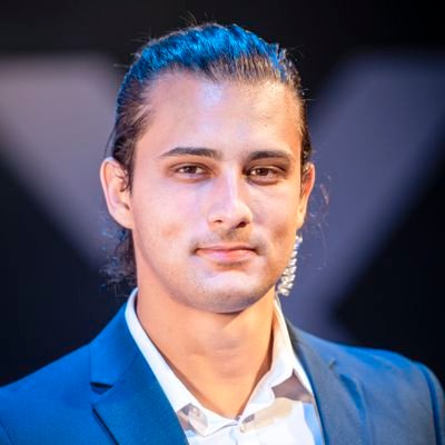 Actor, Esports Host, Commentator, Analyst, Interviewer @iesf_official  @British_Esports |  Content Creator - https://t.co/HuHJ4J03tT 
📩 catusanuvlad@yahoo.com