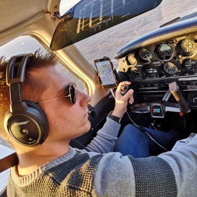 ✈️ Junior First Officer Boeing 737  |
🚀 Aerospace engineer  |
🎙️ Twitch streamer partnered with @elgato |
📸 https://t.co/sCg4BmyUta