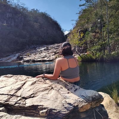 carolana42075's profile picture. Nerd com bloqueio emocional e apaixonada por Bridgerton 🐝