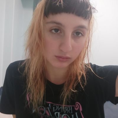 tw: bpd, edtwt
she/they
21
poly🏳️🌈
cw: 52,2kg gw:48kg ugw:40kg BMI:19.4