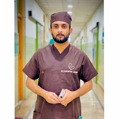 Proud Muslim | Arbammil ❤ | Doctor @ Nishtar Hospital Multan | | CMCian '21 | Former Head of Human Resources
@SYNCHPakistan | Cricketer |