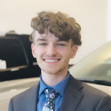 hollihanenergy's profile picture. Energy, macro, & sometimes housing — do due diligence