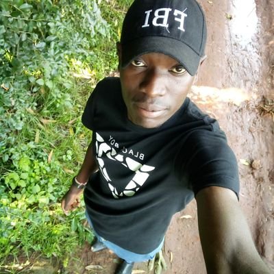 MTETEZI WA SLAYQUEEN 
Social media influencer 💯
Undefined element,
electrician,
Teacher,
Broker

kelvinmulongo97@students.uonbi.ac