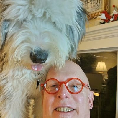 Semper Praesens! 
Writer, valuing proper spelling, manners, riding my bicycle (ok, it's electric now). Yankees. 
Old English Sheepdog dad.