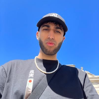 Pinsa_25's profile picture. 21 ☁️