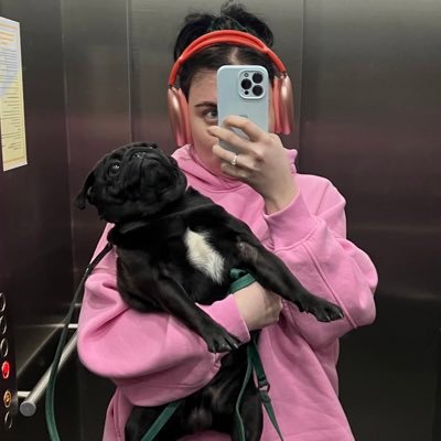 geligeligirl's profile picture. Ukrainian Girl/Negroni Lover🥃 PR&Communications Expert  🐕‍🦺Have a pug Churchill🐕‍🦺