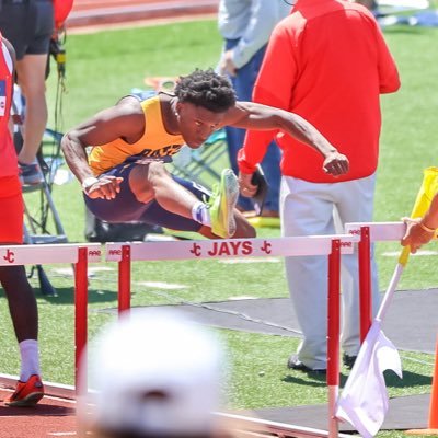 CLASS OF 2024| MO | 5’9| 150|BATTLE HIGH SCHOOL| TF 110-14.67/300-40.26 hurdles)|773-403-7124.